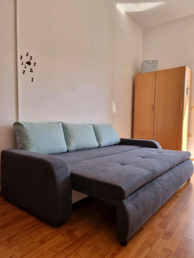 Frida Apartment พูลา ภายนอก รูปภาพ