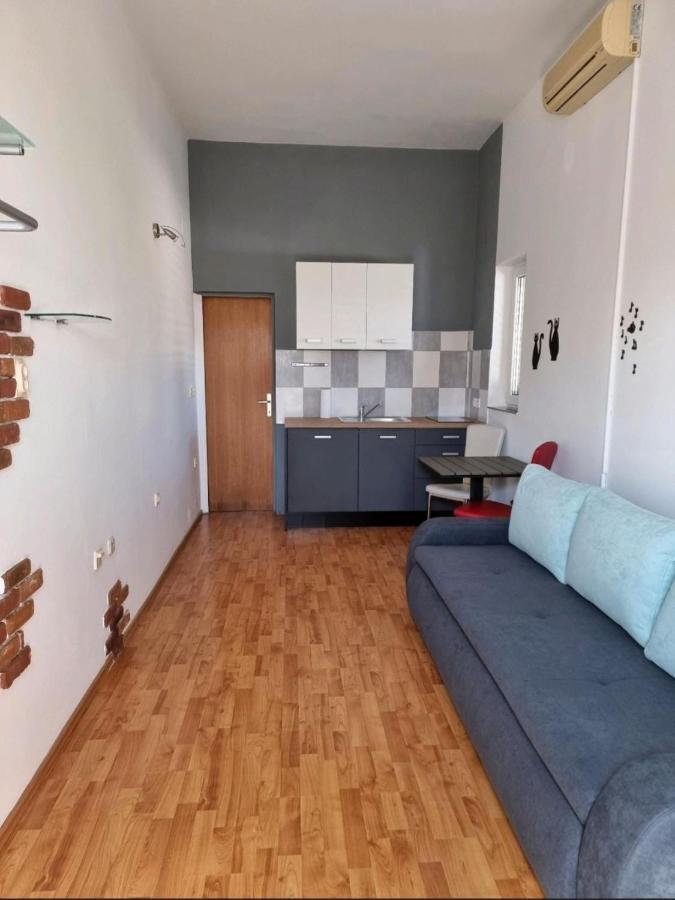 Frida Apartment พูลา ภายนอก รูปภาพ