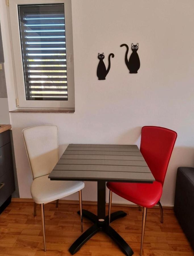 Frida Apartment พูลา ภายนอก รูปภาพ